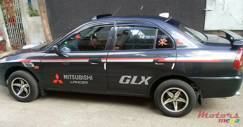 1997' Mitsubishi Lancer GLX photo #4