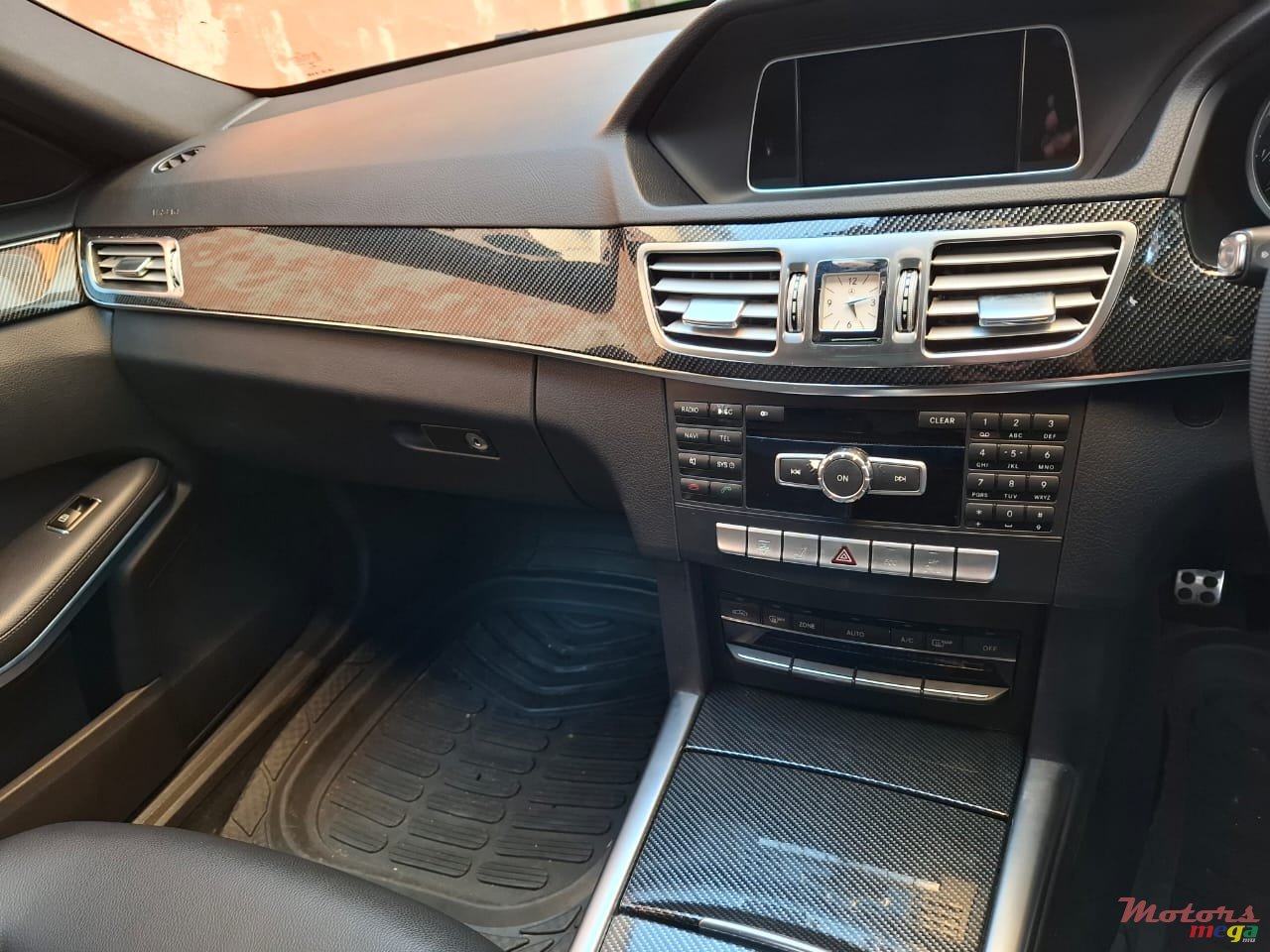 2013' Mercedes-Benz E 250 photo #6