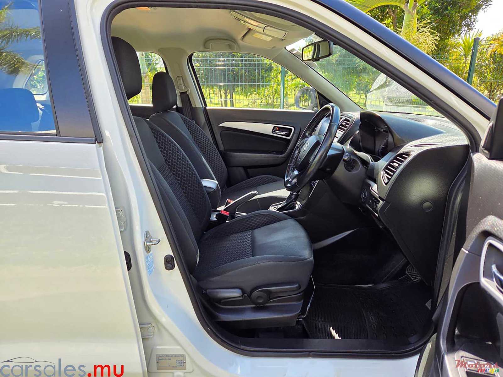 2022' Suzuki Vitara Brezza photo #5