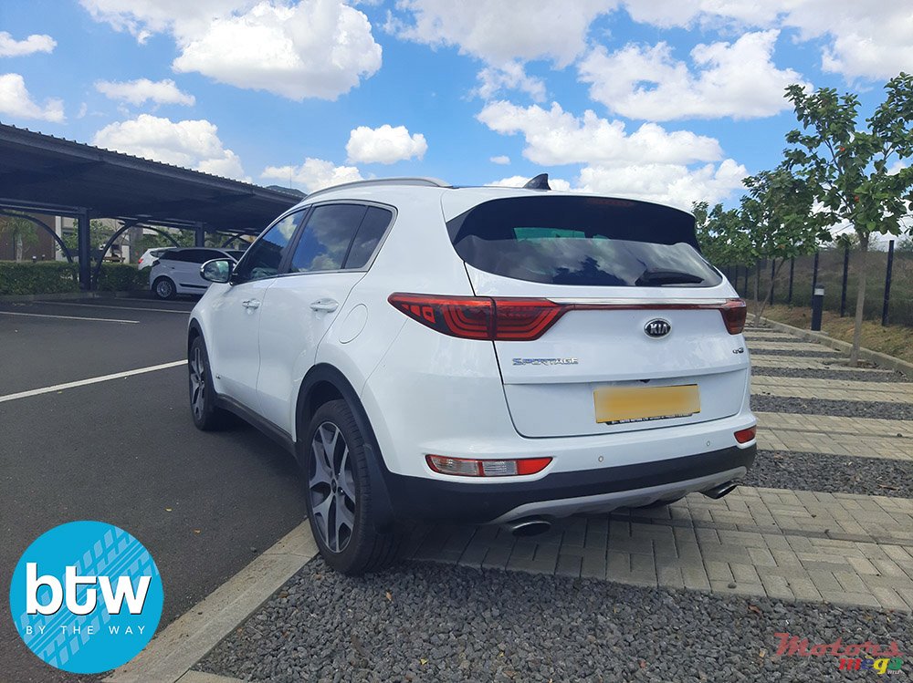 2017' Kia Sportage GT Line photo #3