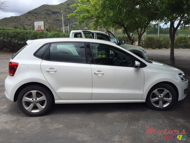 2012' Volkswagen Polo Polo Trendline photo #2