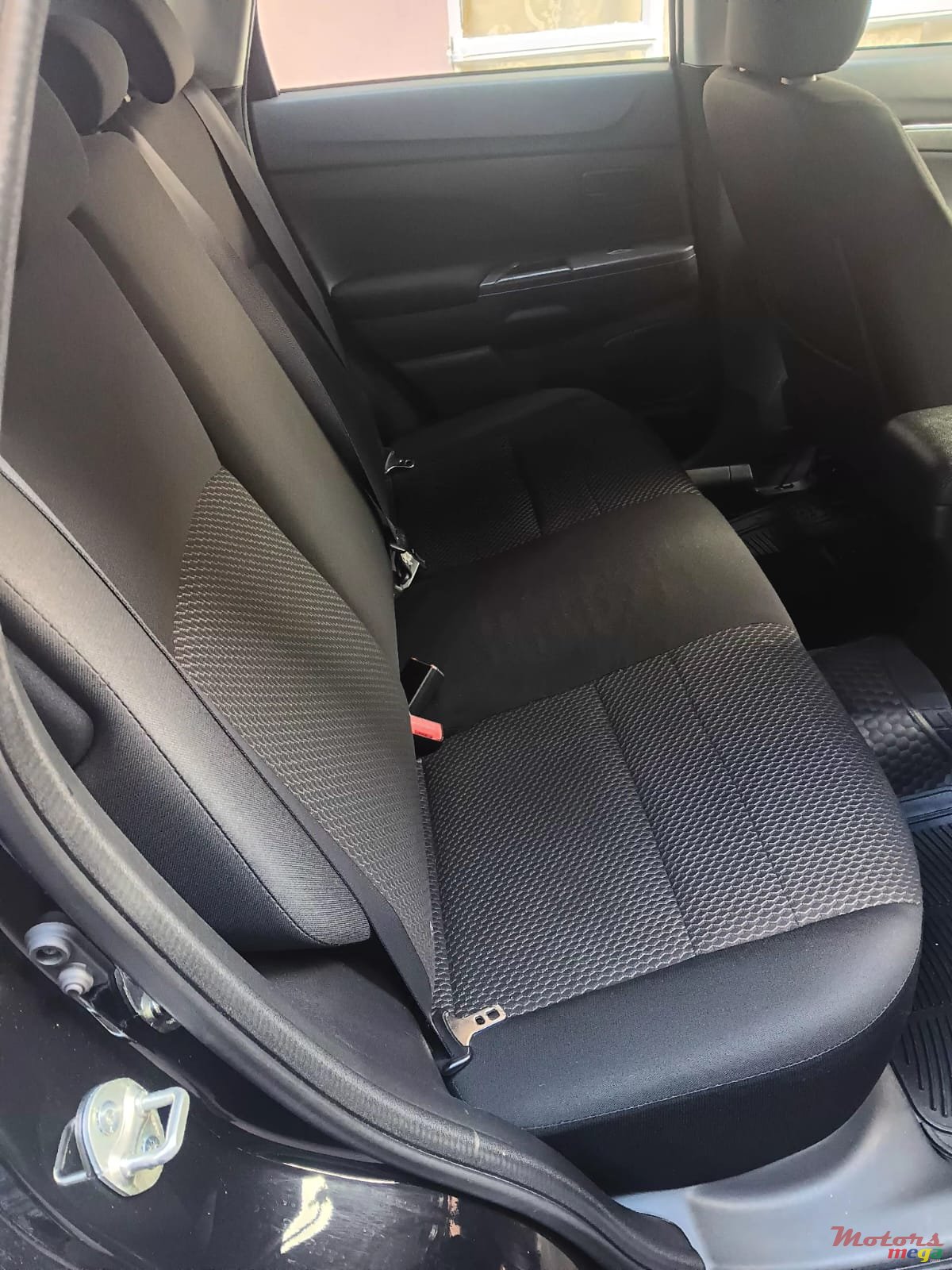 2018' Mitsubishi ASX photo #3