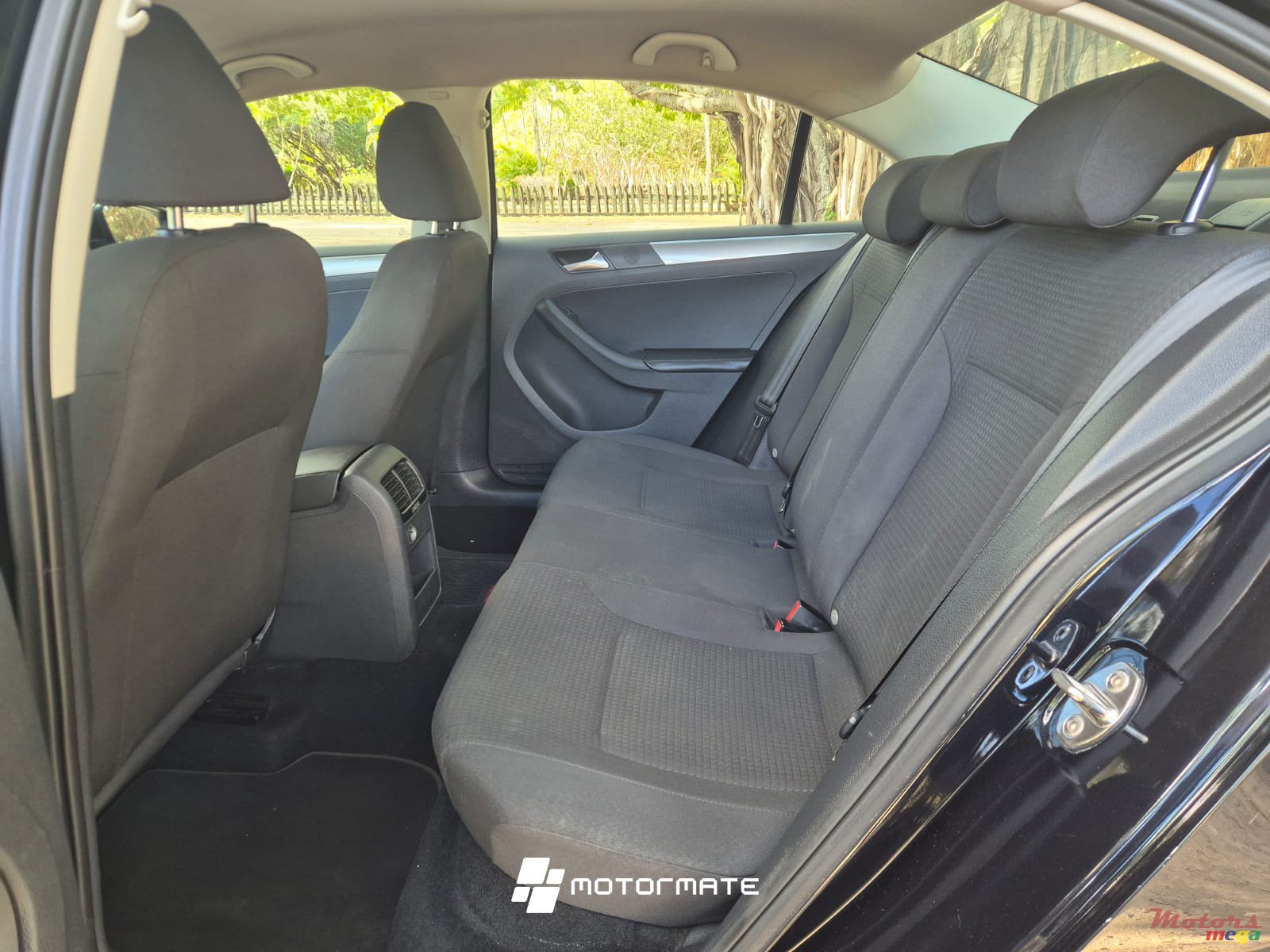 2018' Volkswagen Jetta photo #4