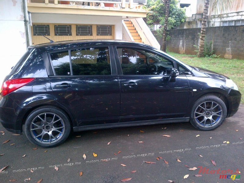 2005' Nissan Tiida 1600cc  photo #3