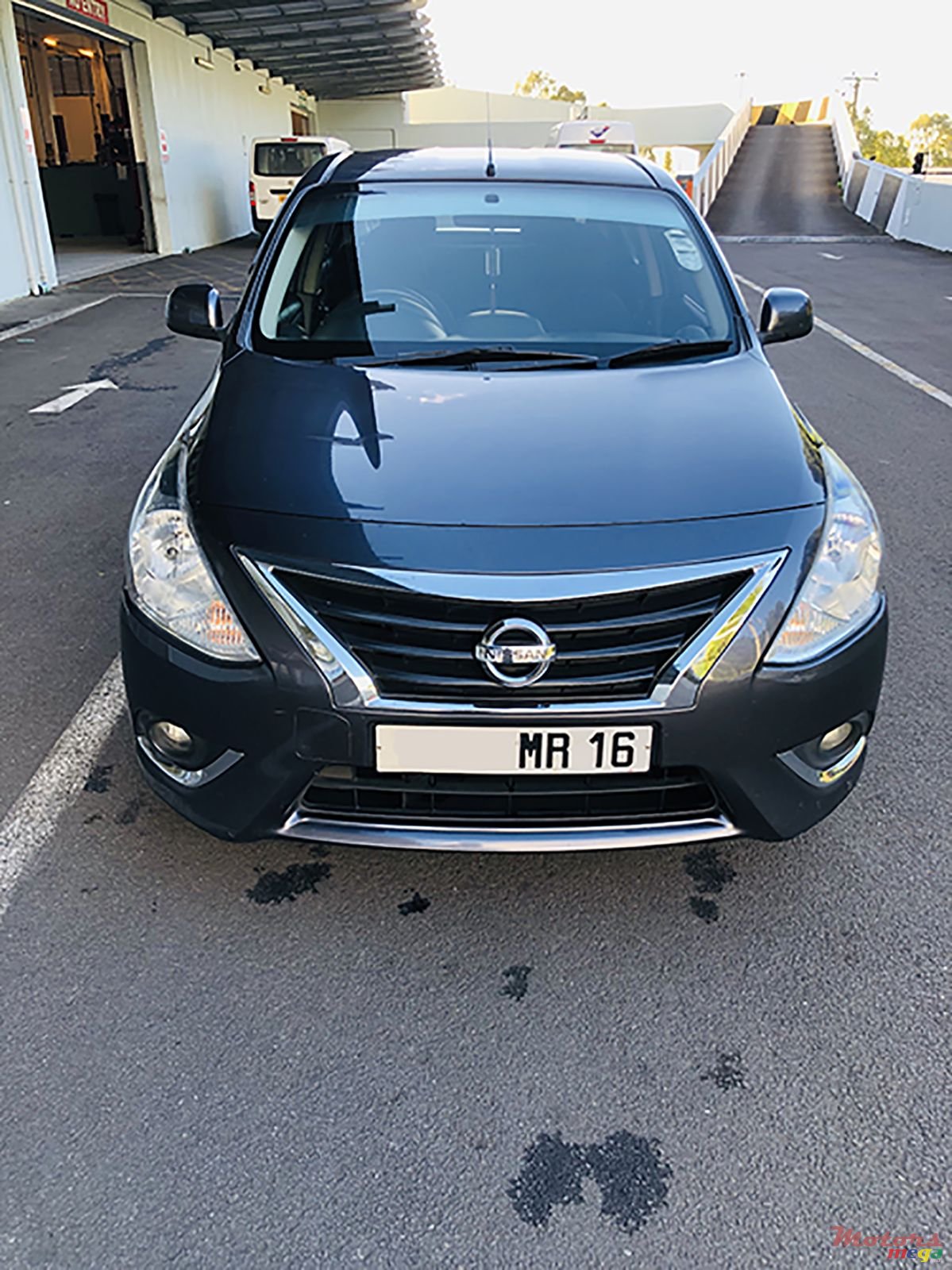 2016' Nissan Almera photo #2