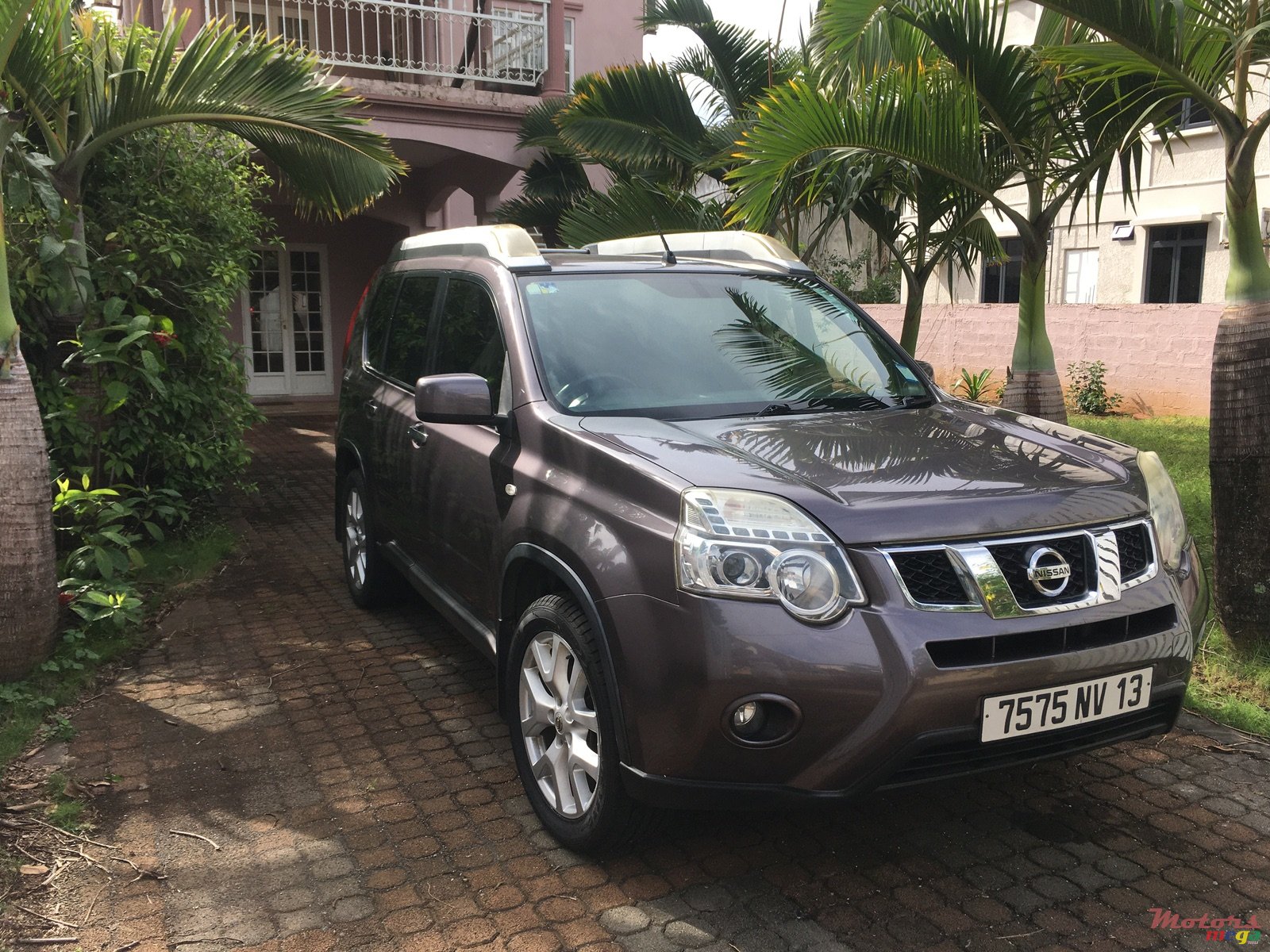 2013' Nissan X-Trail photo #4