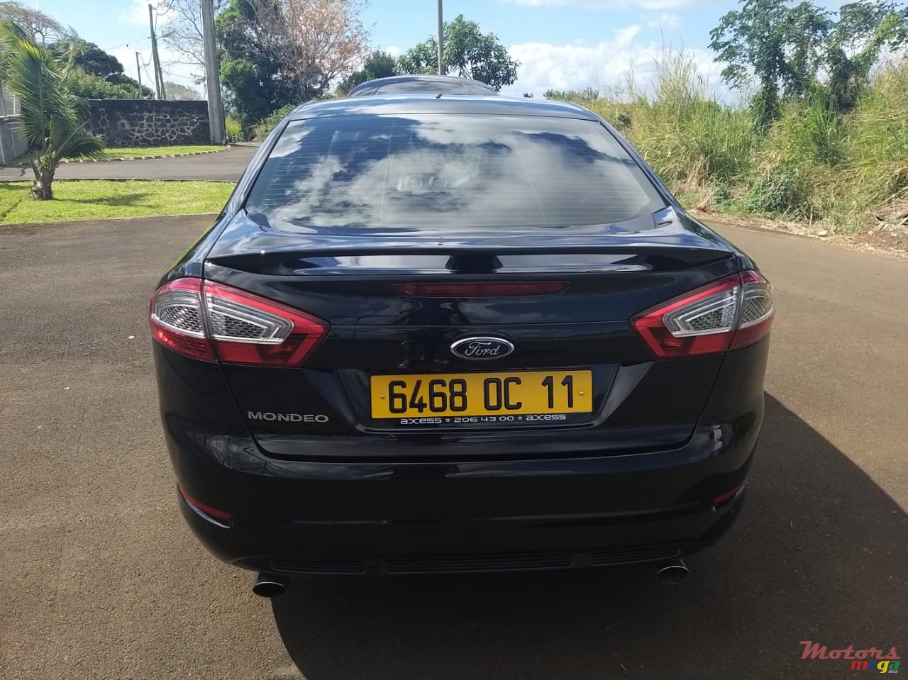 2011' Ford Mondeo photo #6