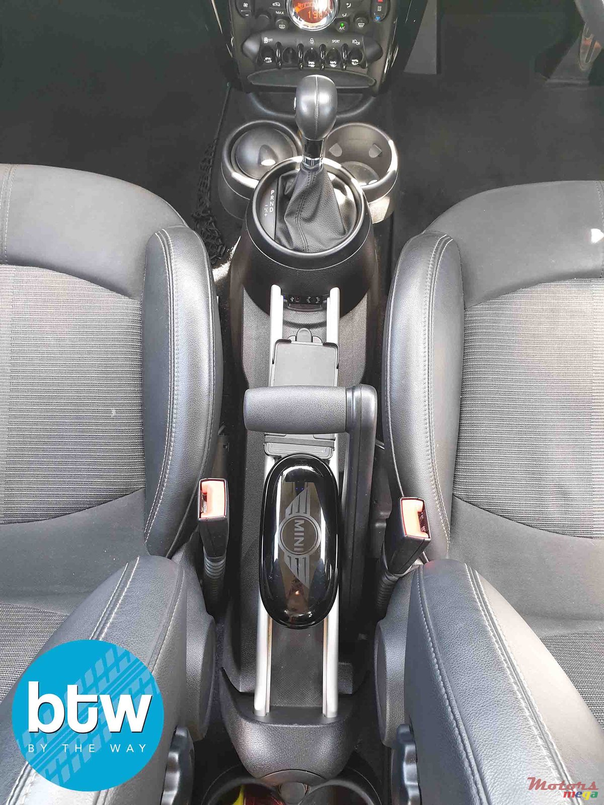 2014' MINI Countryman Cooper S photo #6