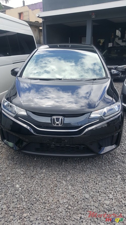 2015' Honda Fit photo #1