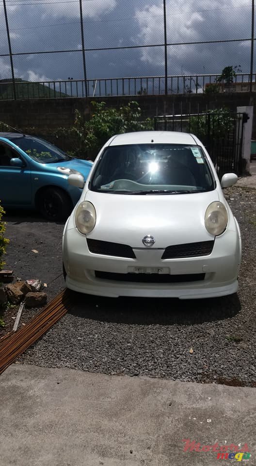 2003' Nissan March photo #1