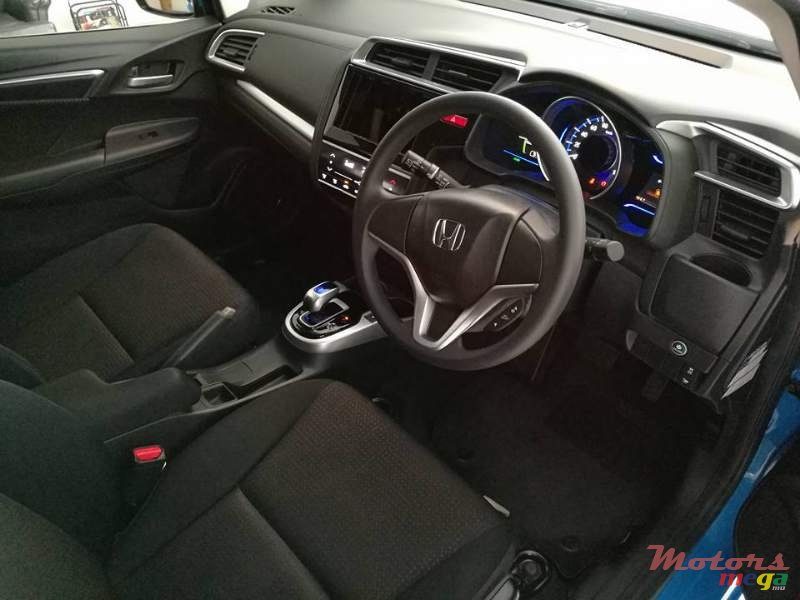 2013' Honda Fit photo #4