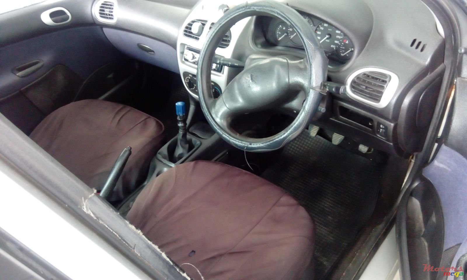 1999' Peugeot photo #1