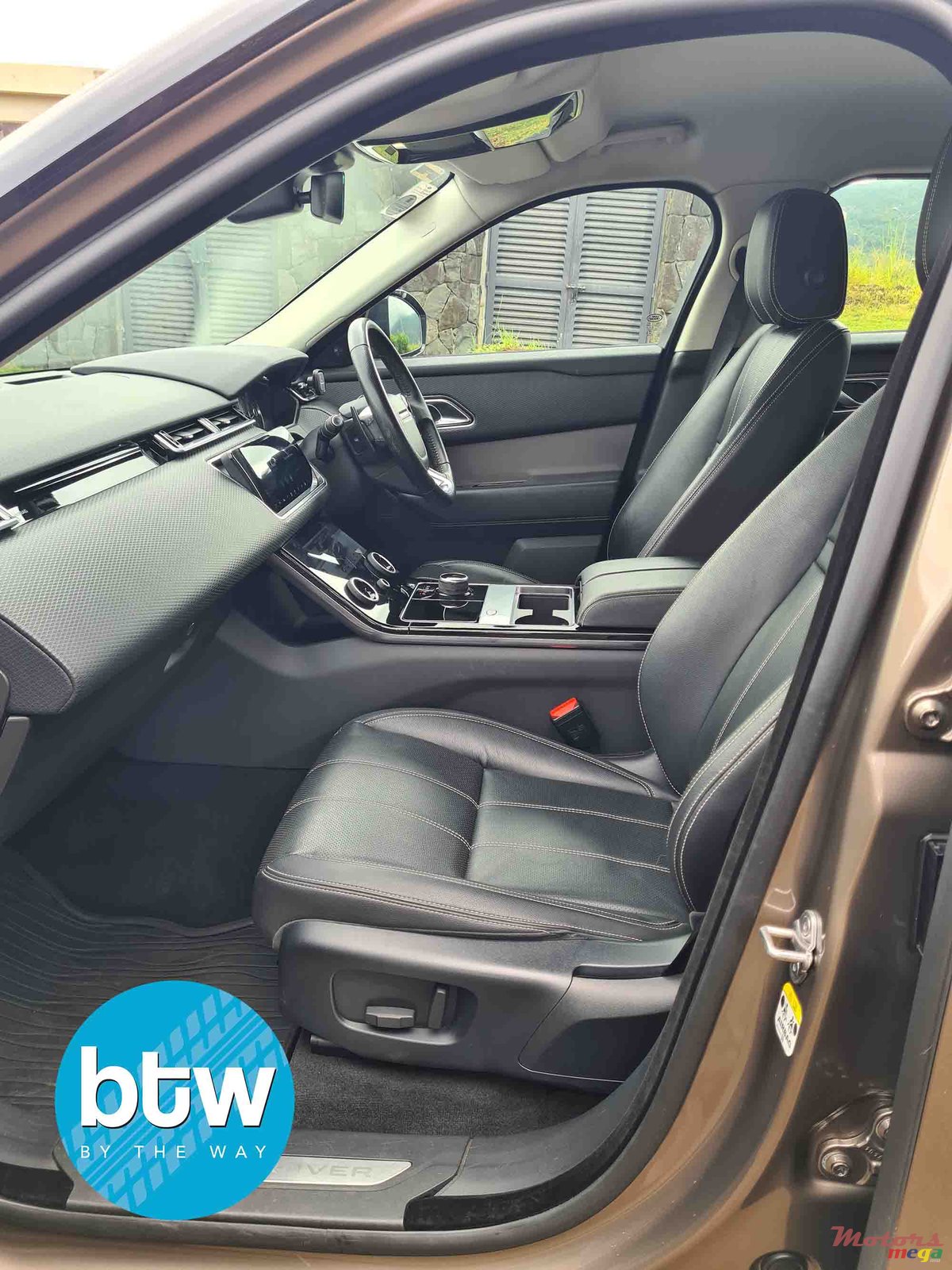 2018' Land Rover Range Rover photo #5