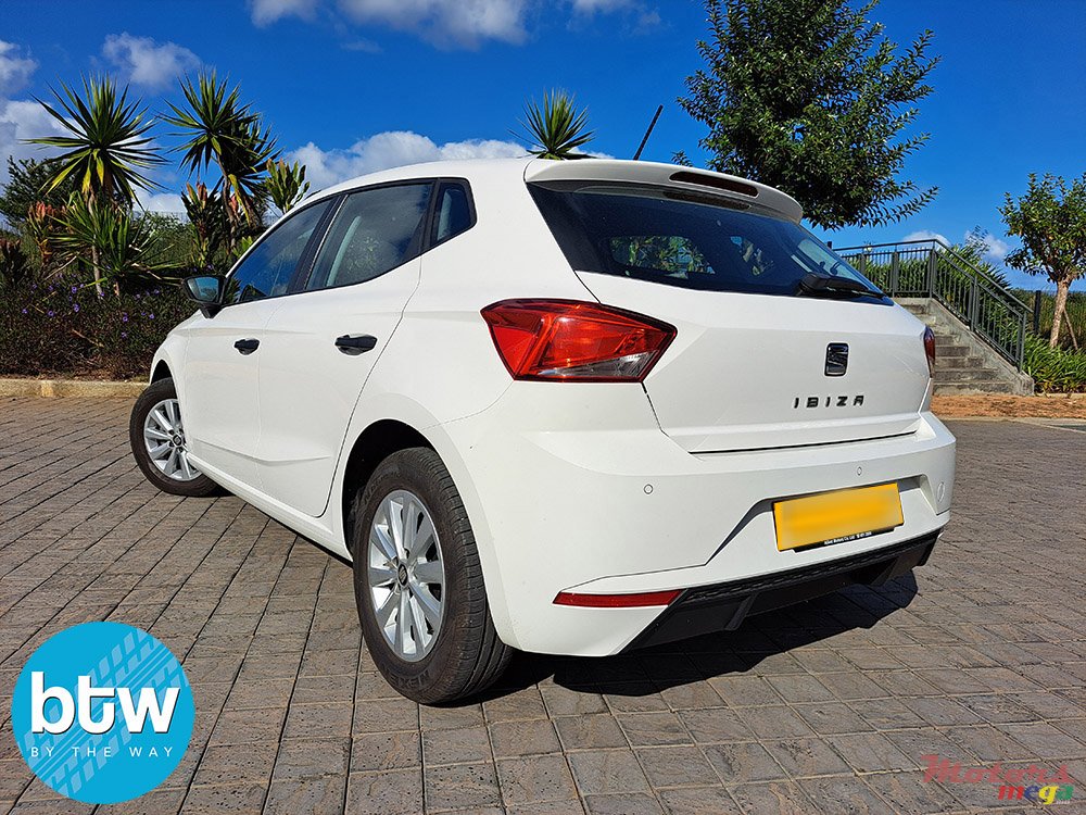 2022' SEAT Ibiza photo #3
