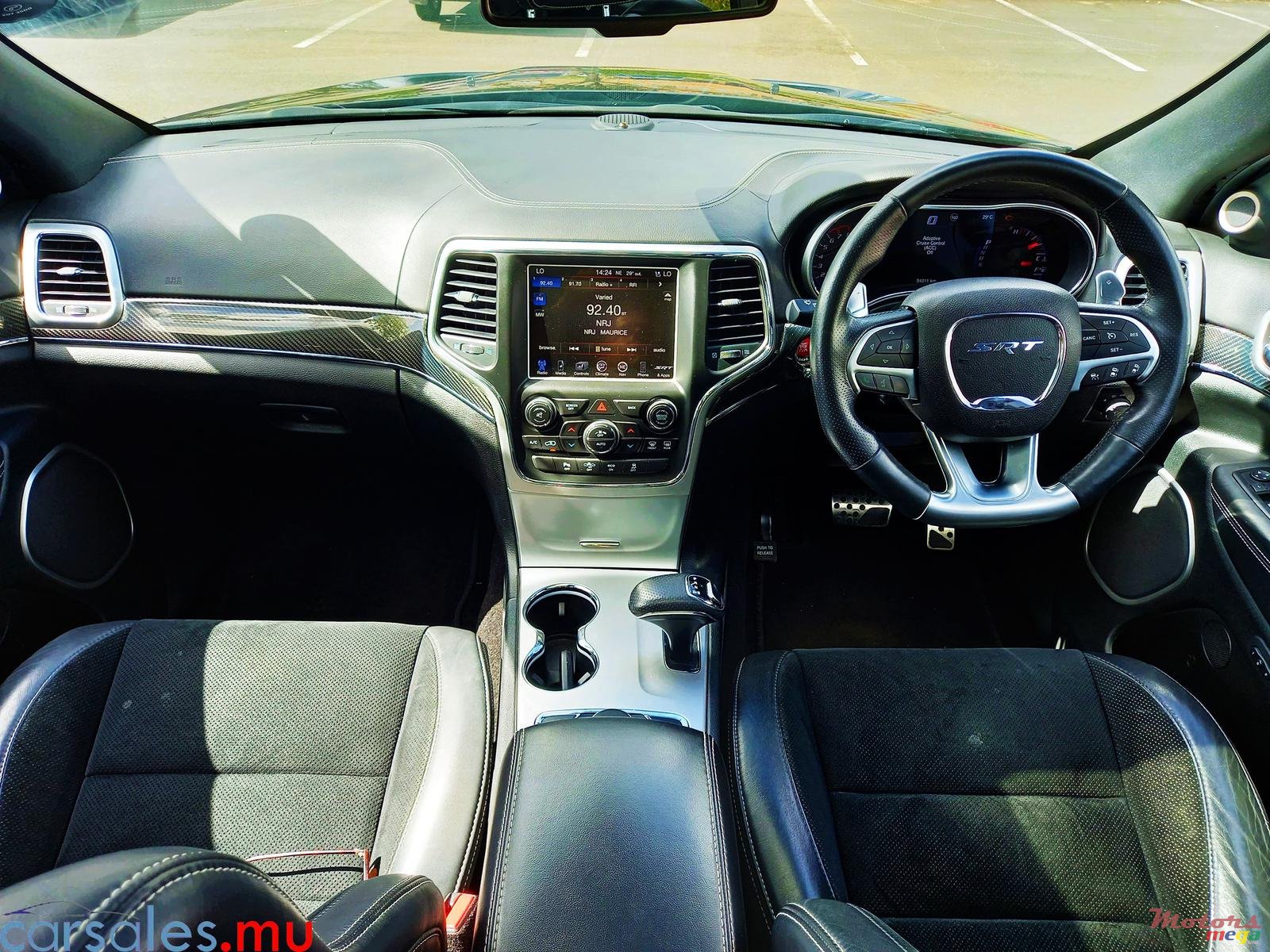 2014&#x27; Jeep Grand Cherokee SRT 6.4L V8 HEMI photo #6