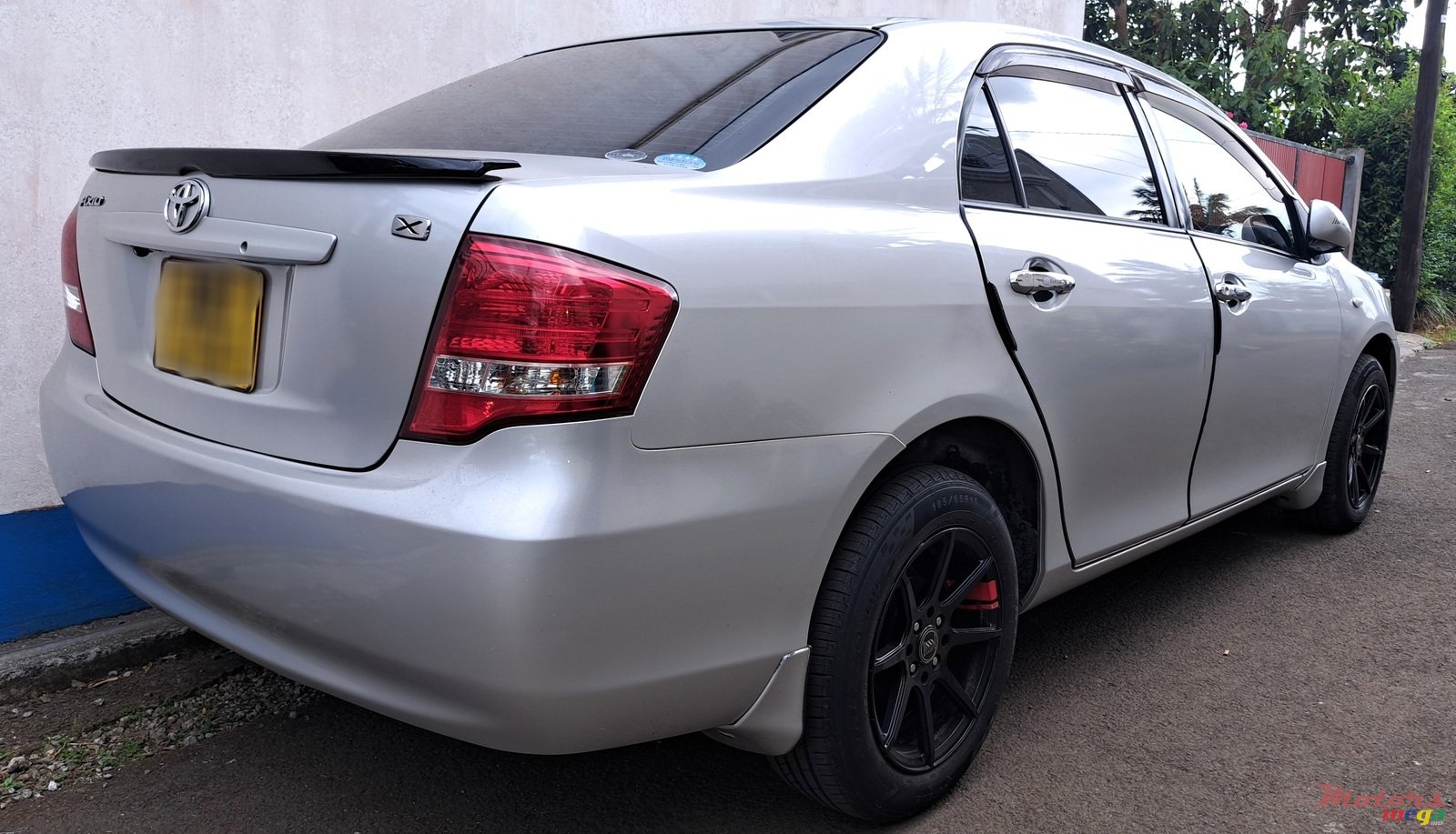 2010' Toyota Axio photo #1