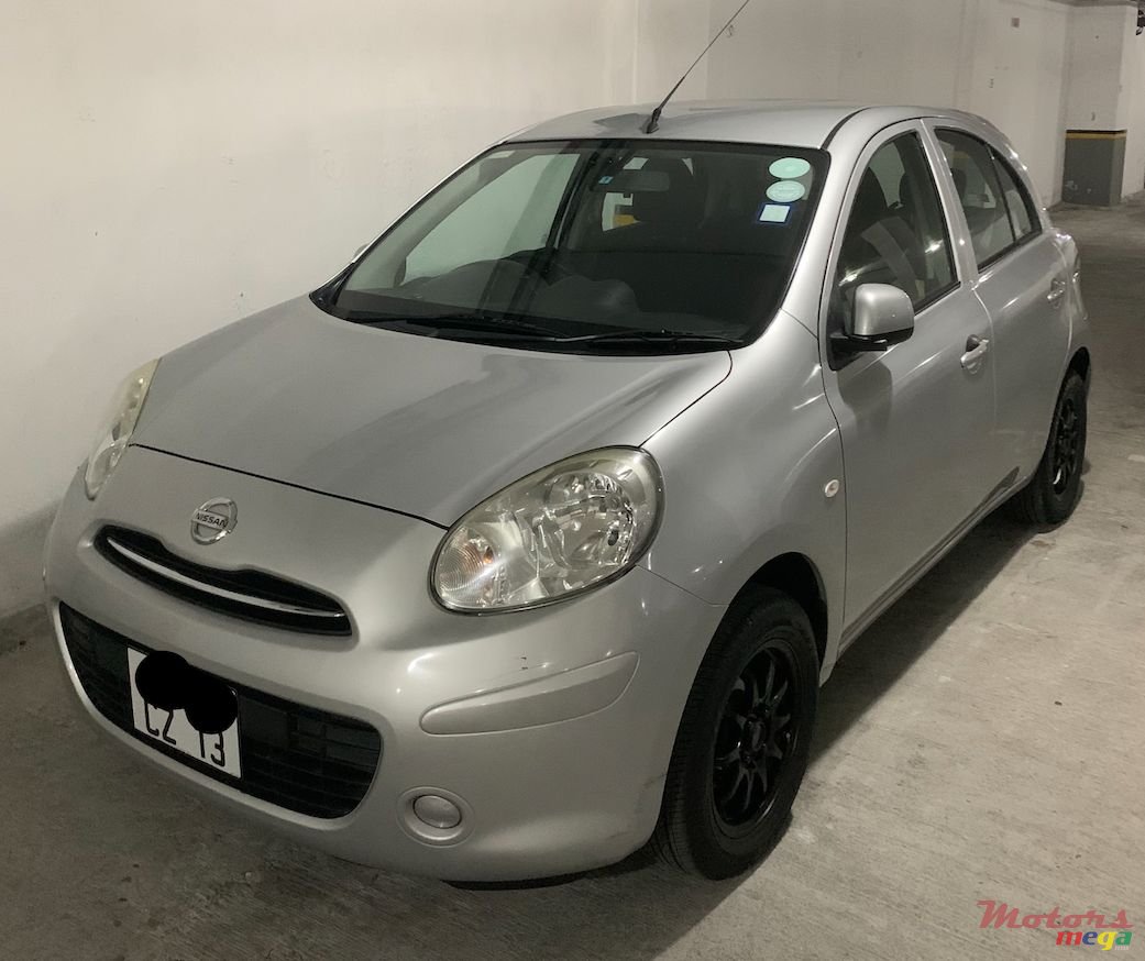 2013' Nissan March photo #1