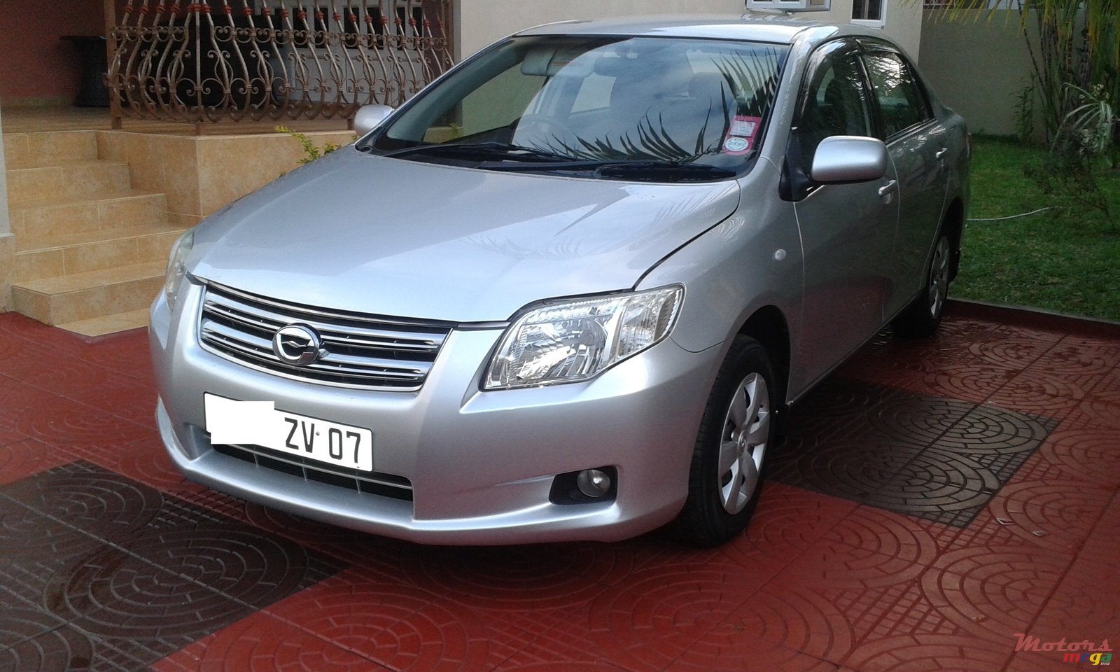 2007' Toyota Axio photo #3