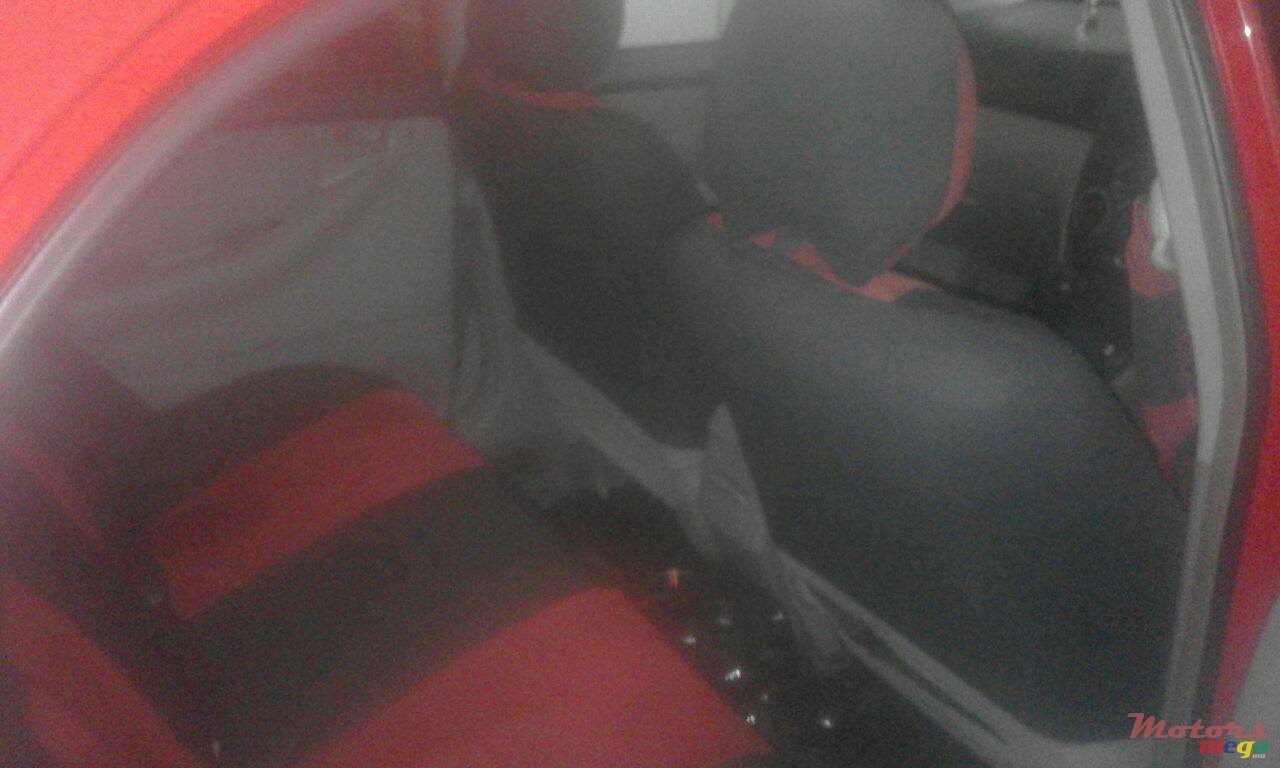 2001' Toyota Corolla photo #3