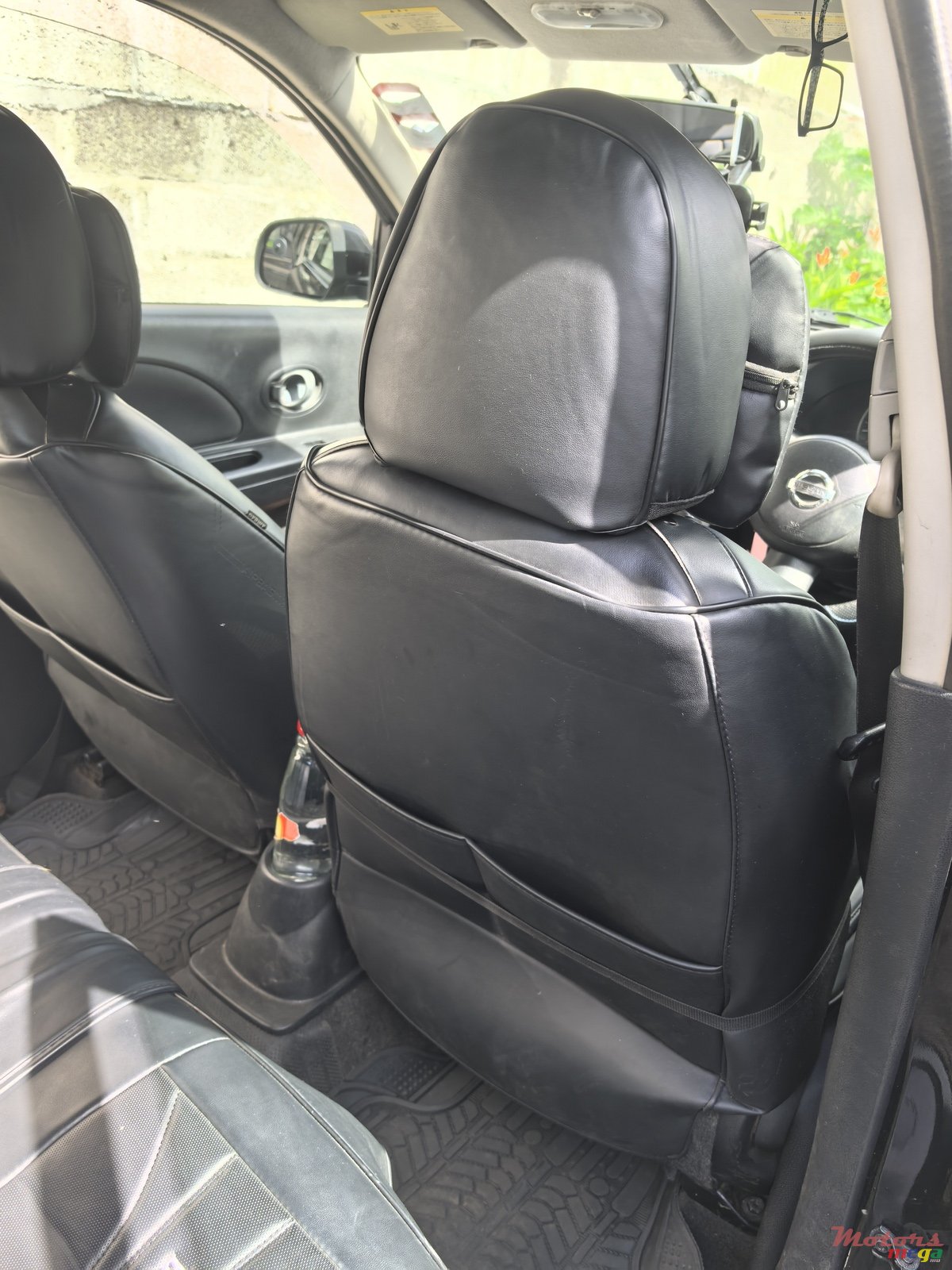 2011' Nissan March photo #5