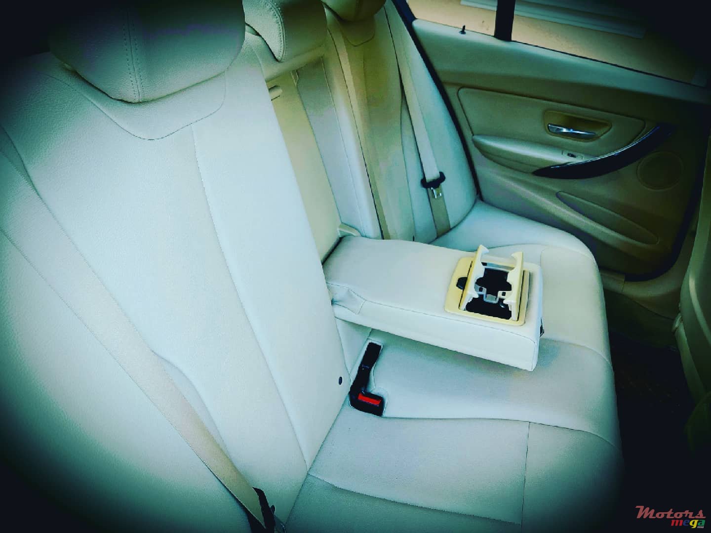 2012' BMW 320 Dorigine photo #3