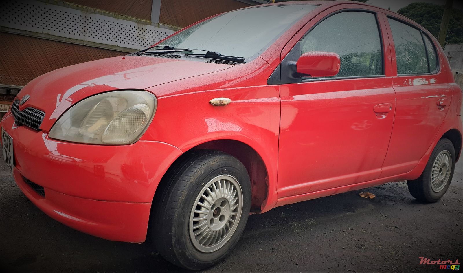 1999' Toyota Echo HATCHBACK photo #2