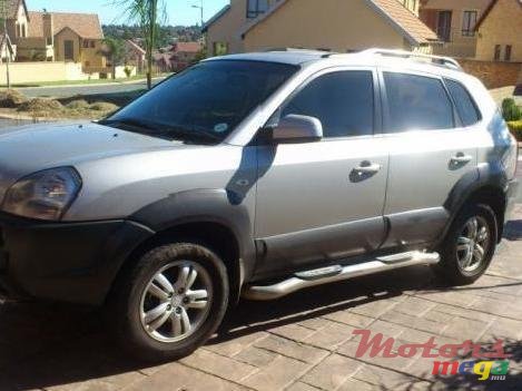 2006' Hyundai Tucson photo #3