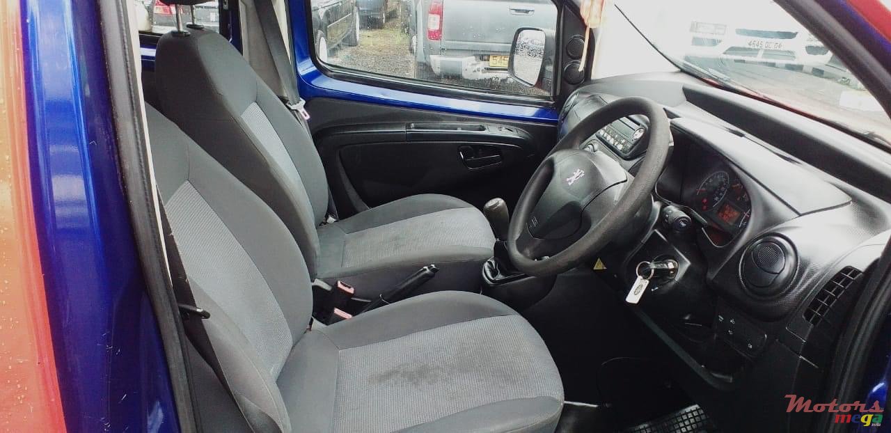 2012' Peugeot Bipper photo #7