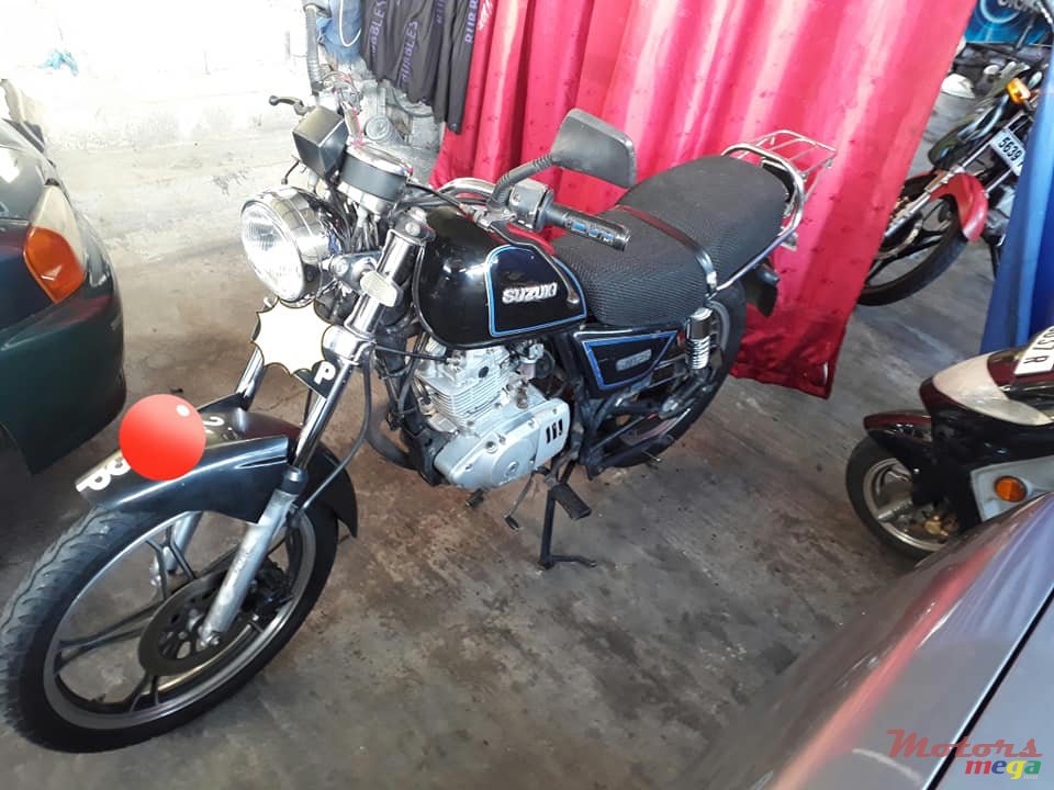 2004' Suzuki GN photo #2