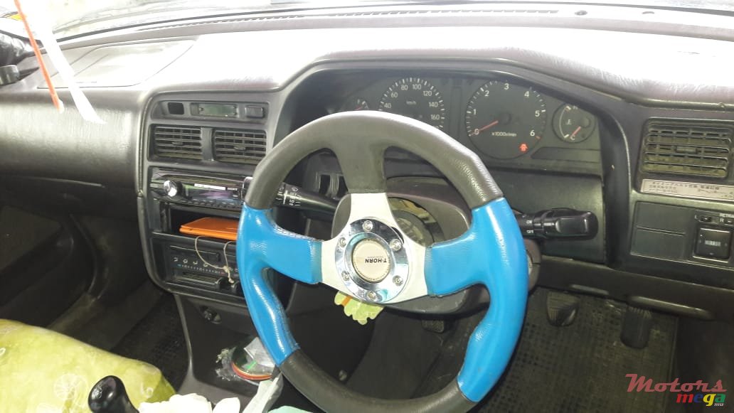 1997' Toyota Carina photo #5