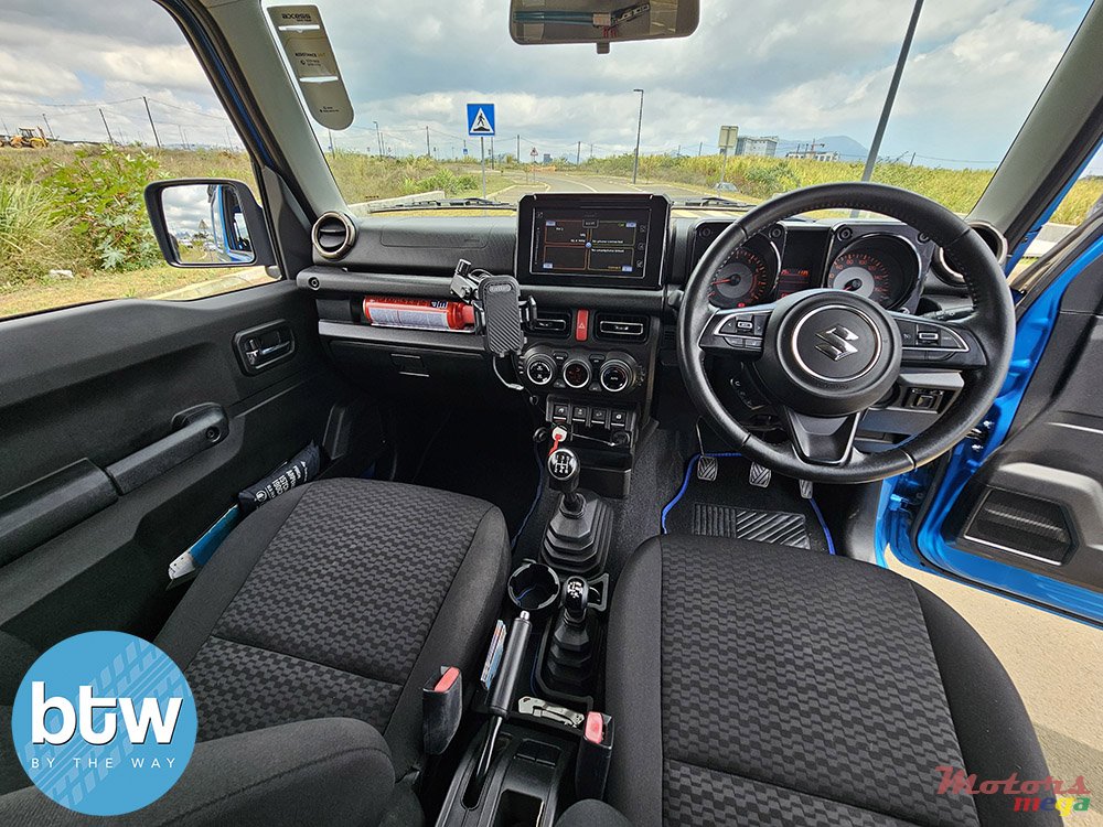 2022' Suzuki Jimny photo #5