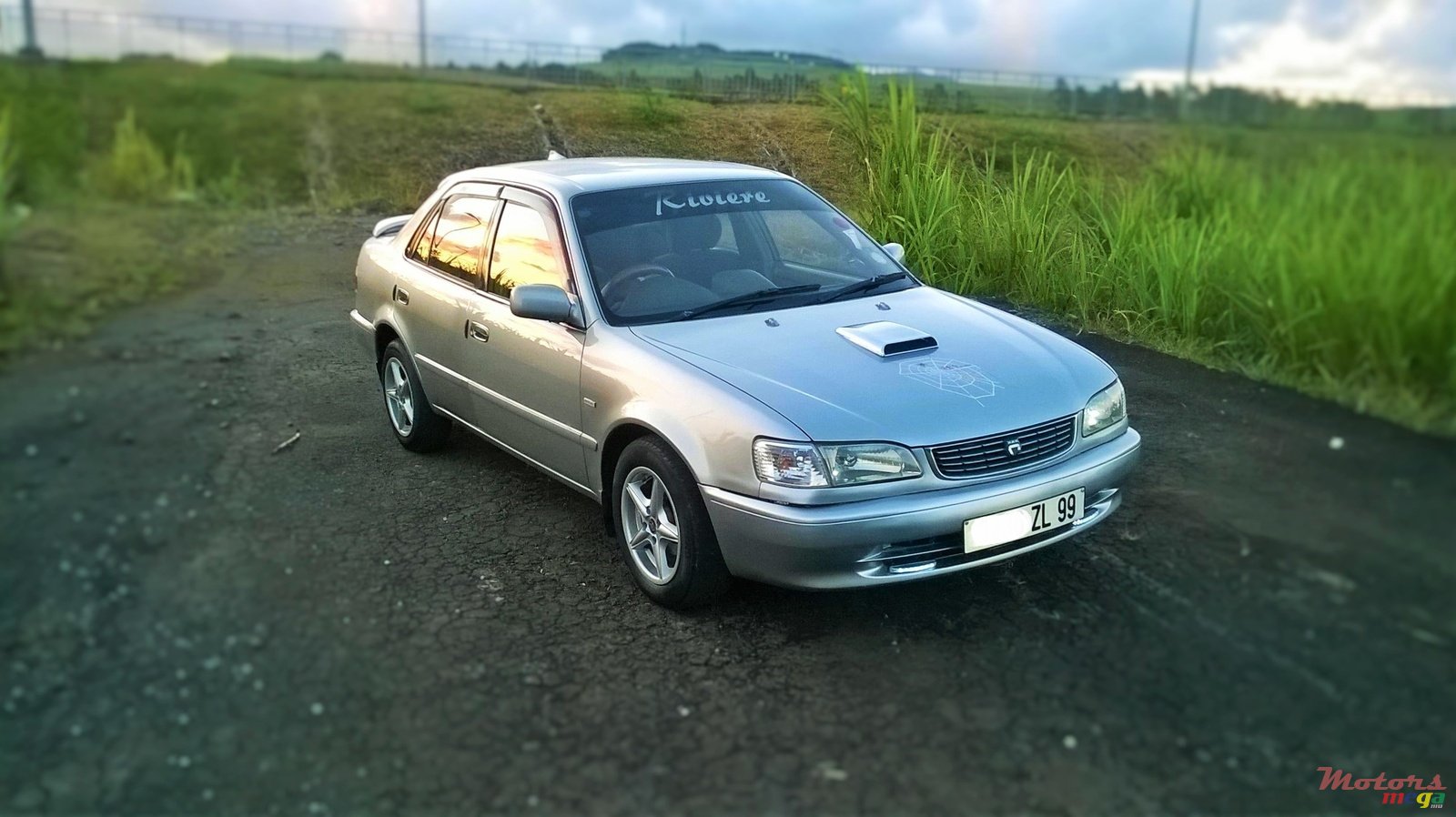1999' Toyota Corolla Riviere photo #1