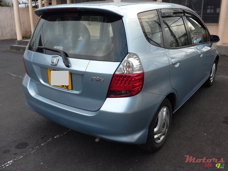 2005' Honda Fit photo #3