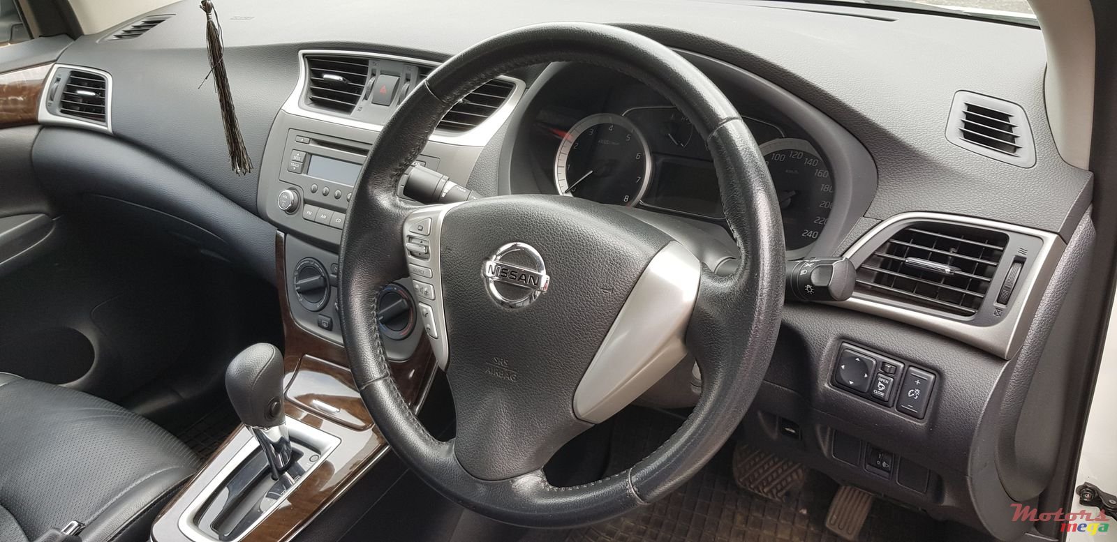 2015' Nissan Sentra photo #4