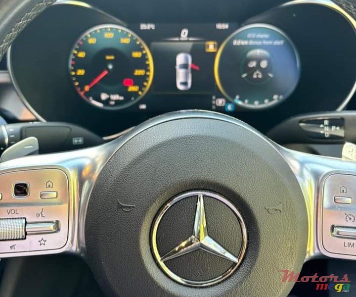 2020' Mercedes-Benz C 180 photo #2