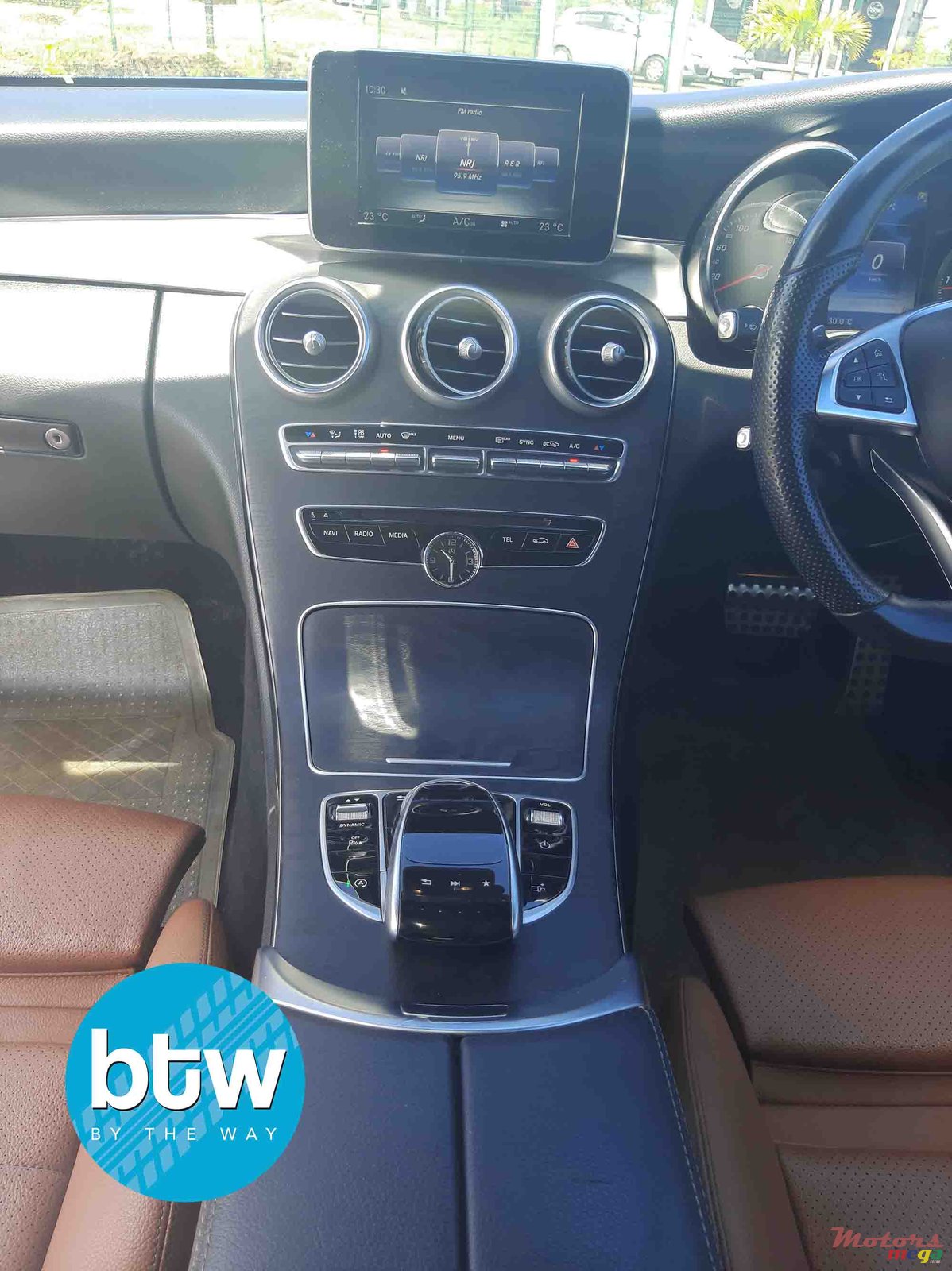 2017' Mercedes-Benz C-Class photo #6