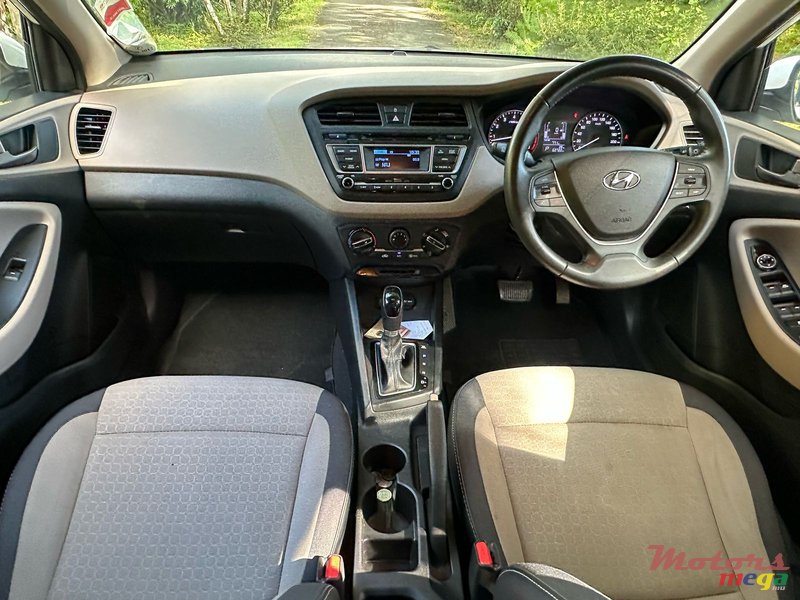 2016' Hyundai i20 photo #4