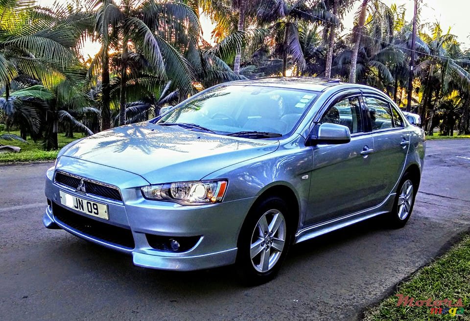 2009' Mitsubishi Lancer EX GLS Full Executive photo #2