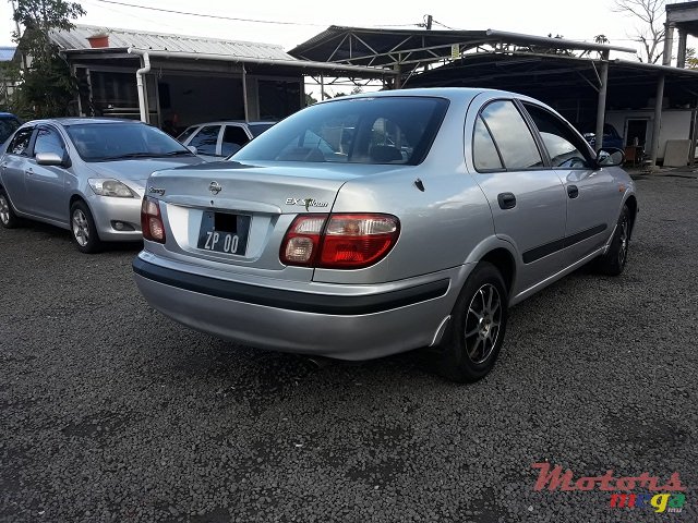 2001' Nissan N16 photo #5