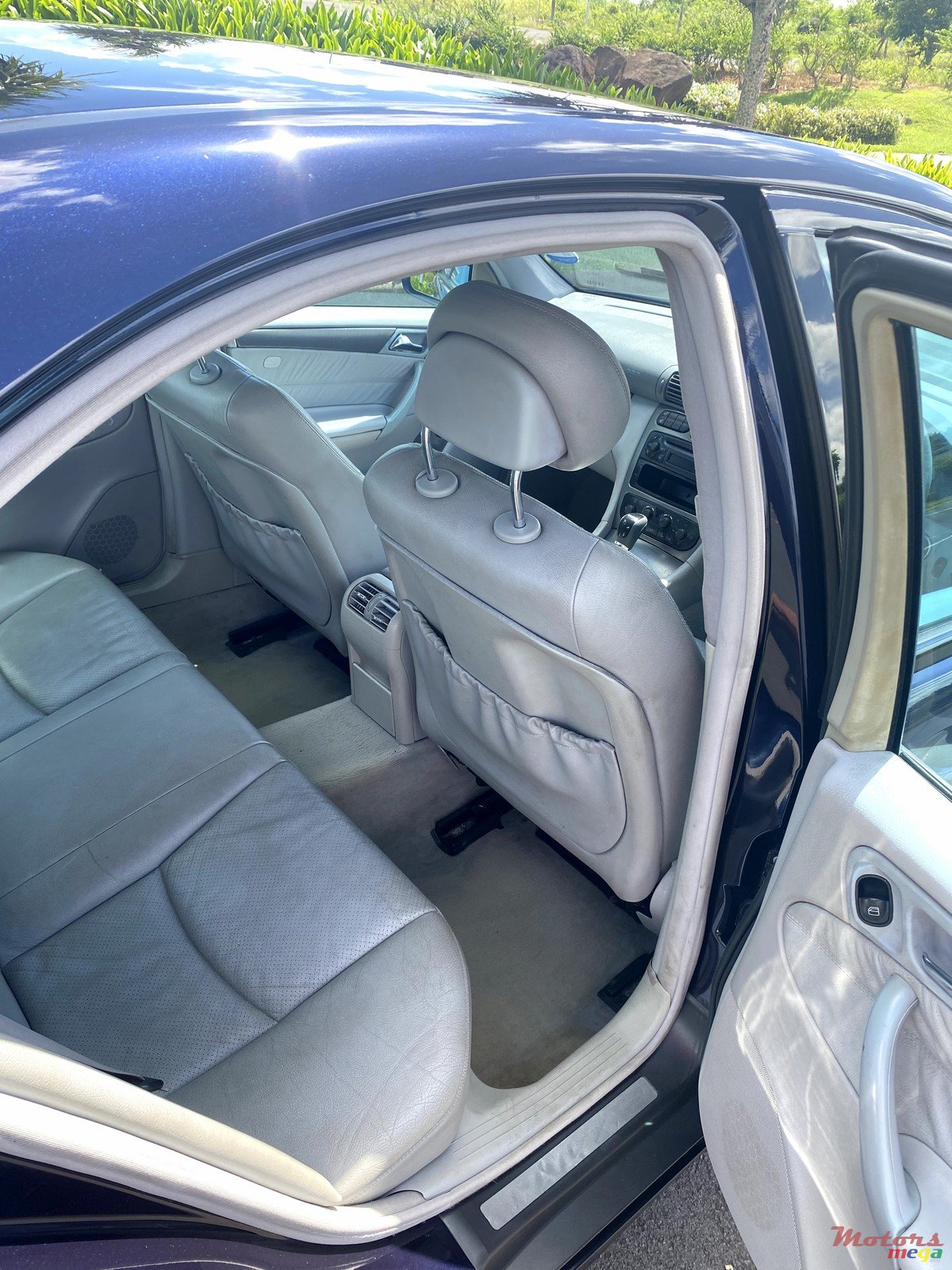 2002' Mercedes-Benz C 200 photo #5