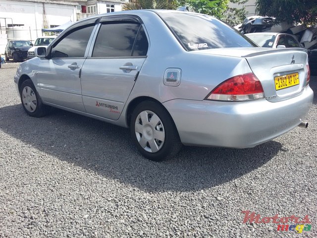 2009' Mitsubishi Lancer photo #5