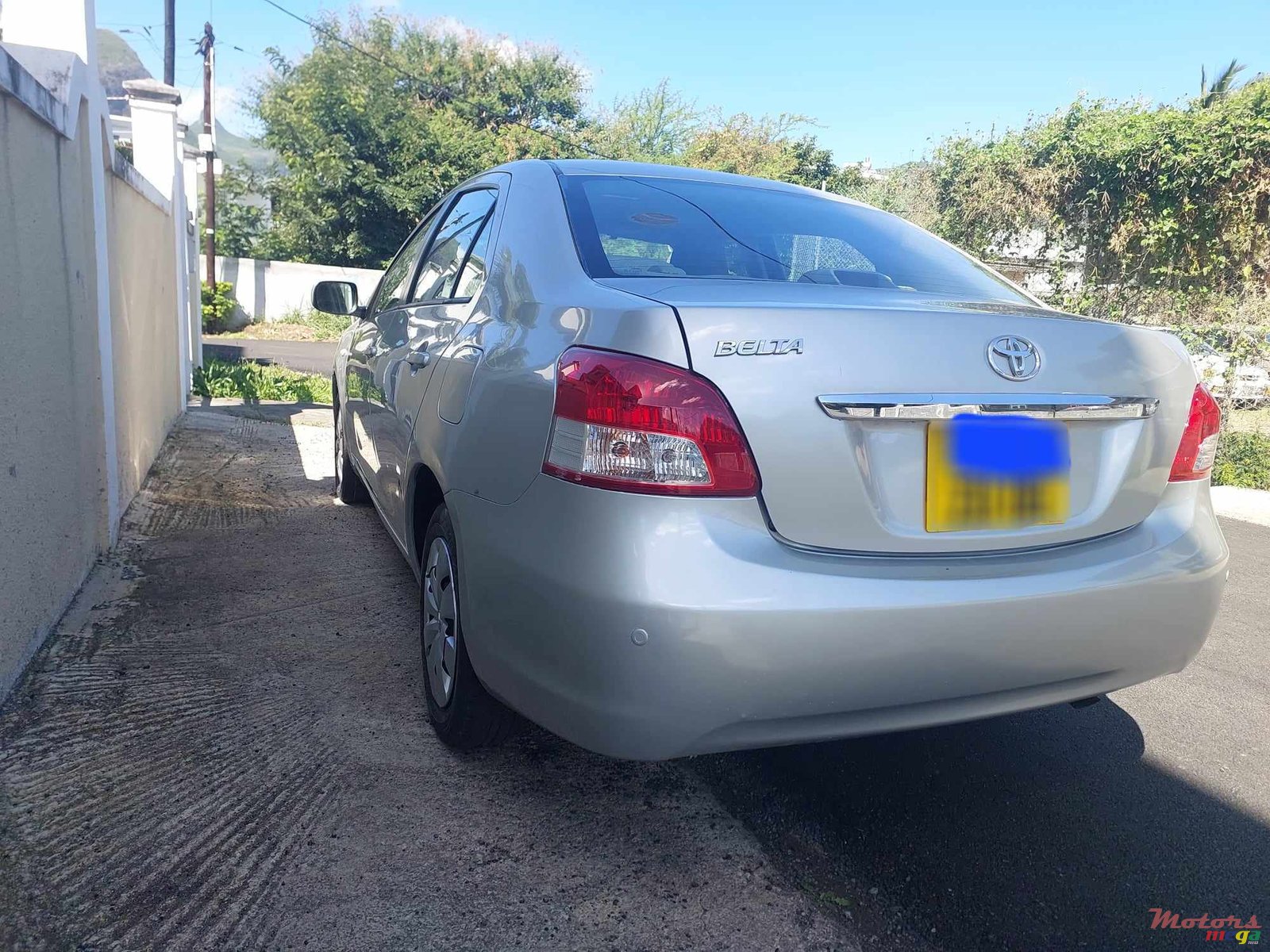2006' Toyota Belta photo #4