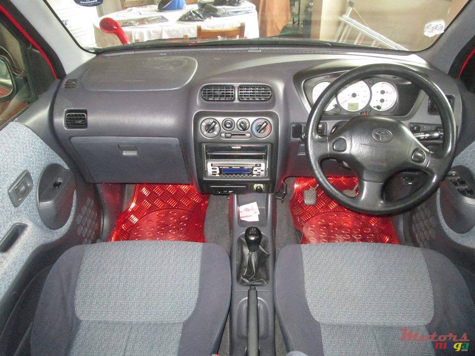 2000' Toyota Cami photo #3