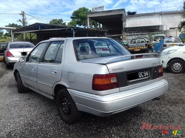 1994' Hyundai Excel photo #3