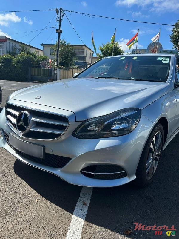 2014' Mercedes-Benz E 200 Avantgarde photo #3