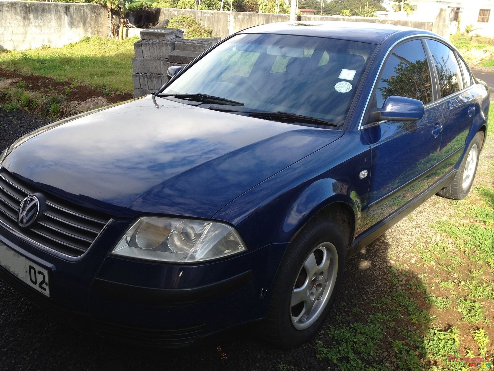2002' Volkswagen Passat B5 photo #2