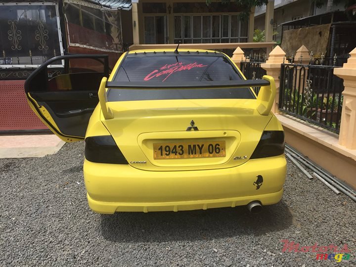 2006' Mitsubishi Lancer photo #1