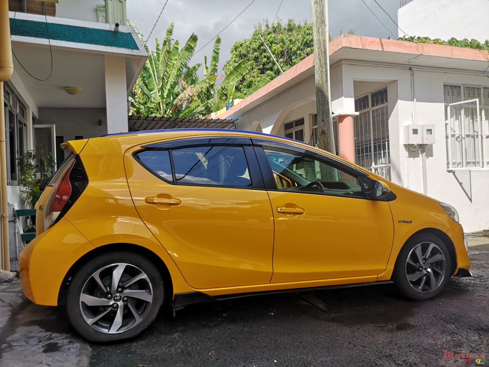 2016' Toyota Aqua sport photo #6