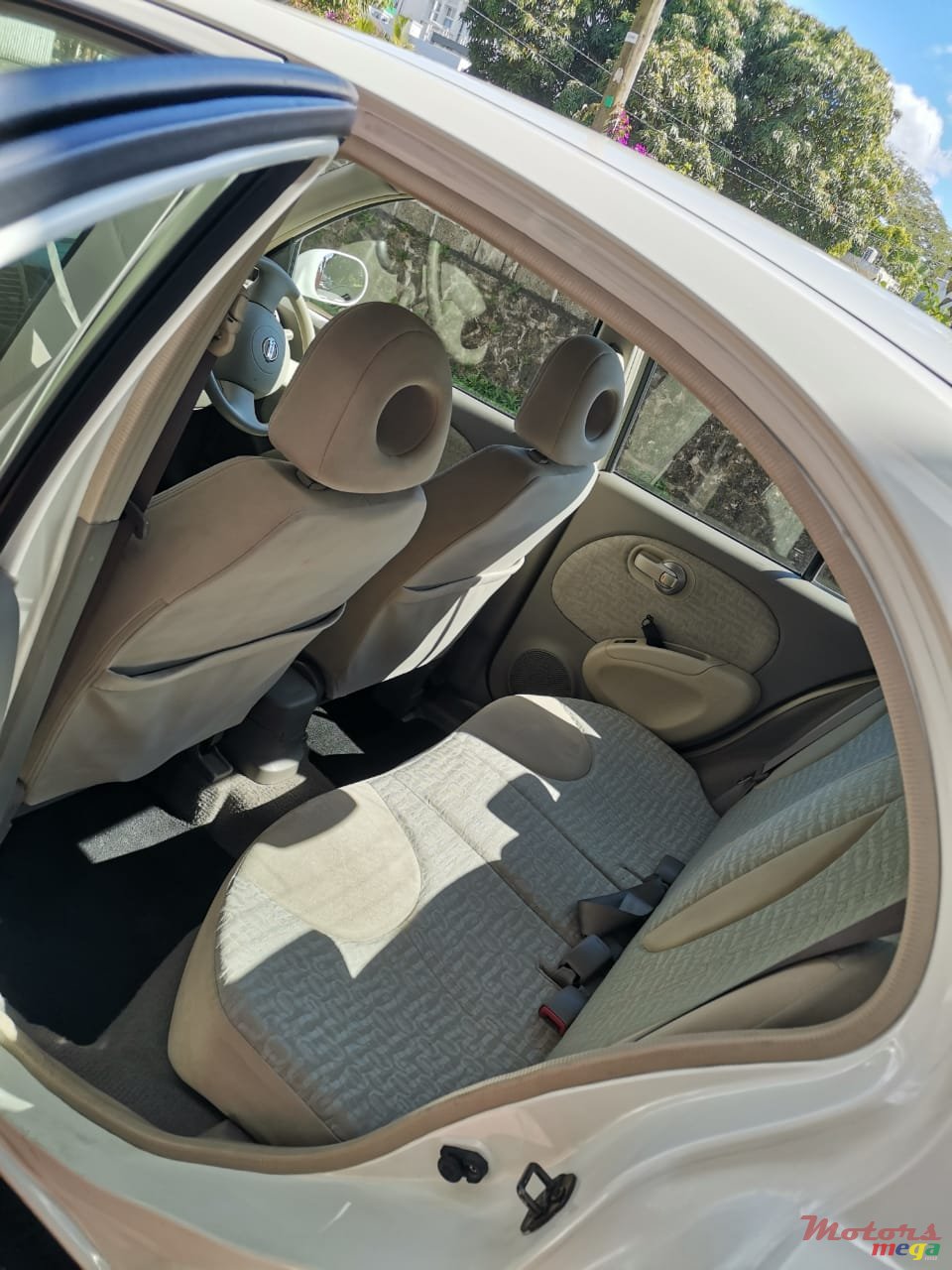 2006' Nissan March photo #5