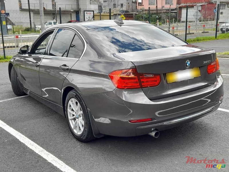 2015' BMW 3 Series 320ied photo #3